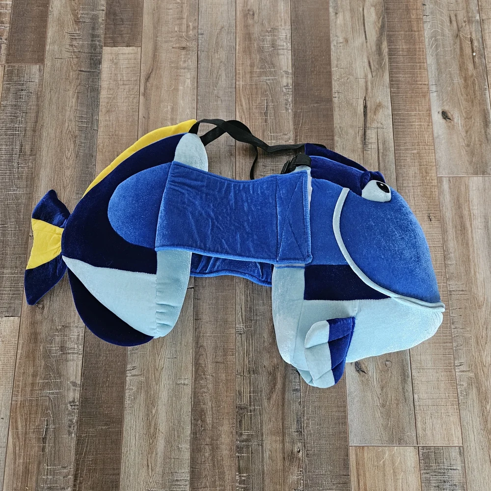 Blue and Yellow Fish-Shaped Pet Carrier